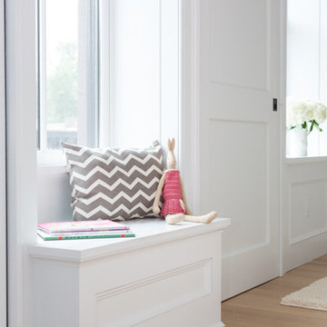 Window seat adjoining bedrooms
