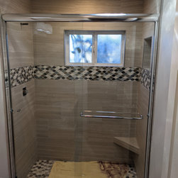 Betty - Huntington Beach - Shower Doors