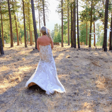 Wedding Design in the Forests of Chelan, WA