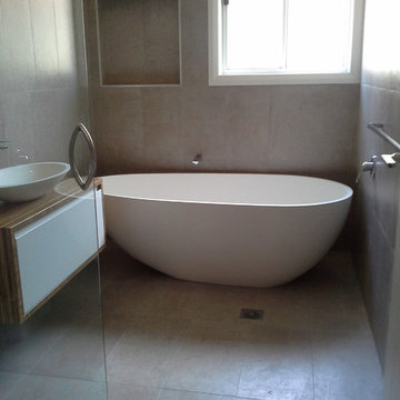Gwynville - Main Bathroom, Ensuite, Powder room, Patio & Kitchen