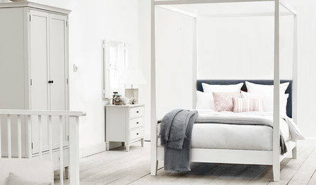 How to Create the Pale and Pretty Coastal Look