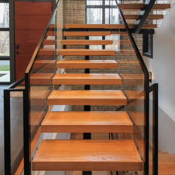 Project #98 | Modern Mono-beam Staircase with Glass Railing