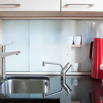 Small, Chic Kitchen
