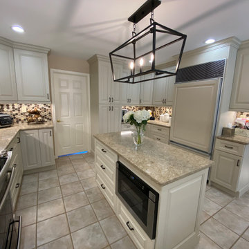 Beautifully Classic Kitchen Perfect for Entertaining