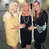 Mandy Wright's photo
