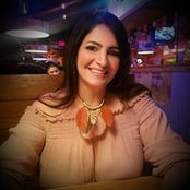 Yvelisse Badell's photo
