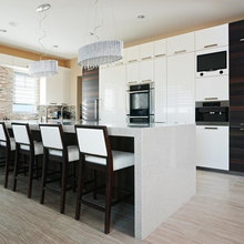 370 Kitchen