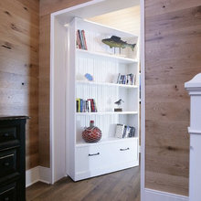 Hidden Room/shelf door