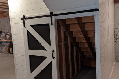 Cottage closet photo in Detroit