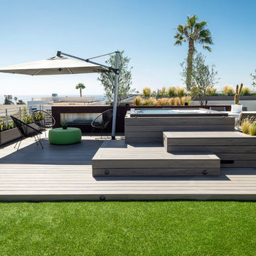 Modern Rooftop Deck