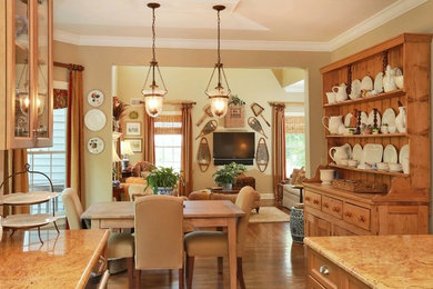 Dining room photo in New York