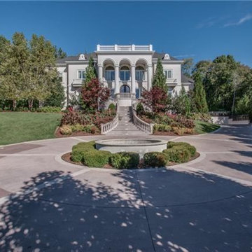 Celebrity Homes