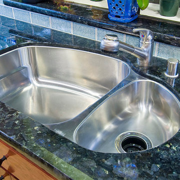 Ensenata Avenue Custom Granite Kitchen Countertops