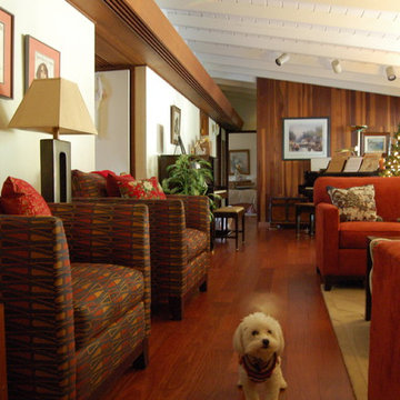 Santos Mahogany Hideaway
