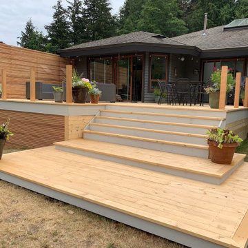 Custom Wood Deck & Cedar Privacy Wall
