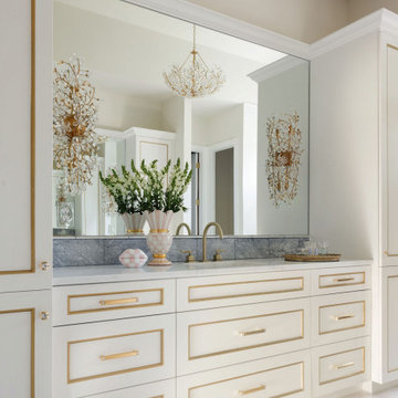Lisa"s Bathroom