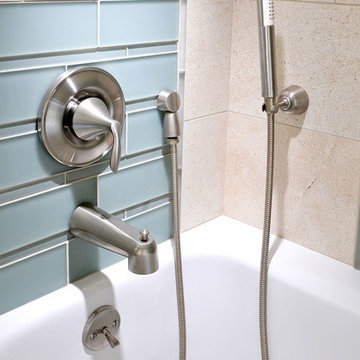 Genny & Fred Bathroom