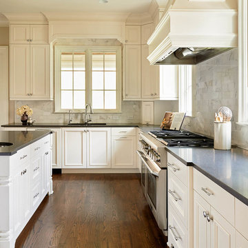 Design by Carolina Design Associates