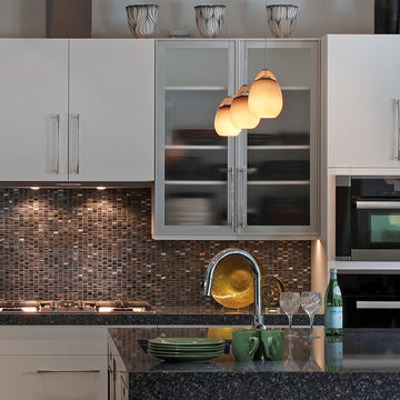 Cool Contemporary Kitchen