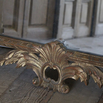 Vintage Carved Italian Giltwood Mirror