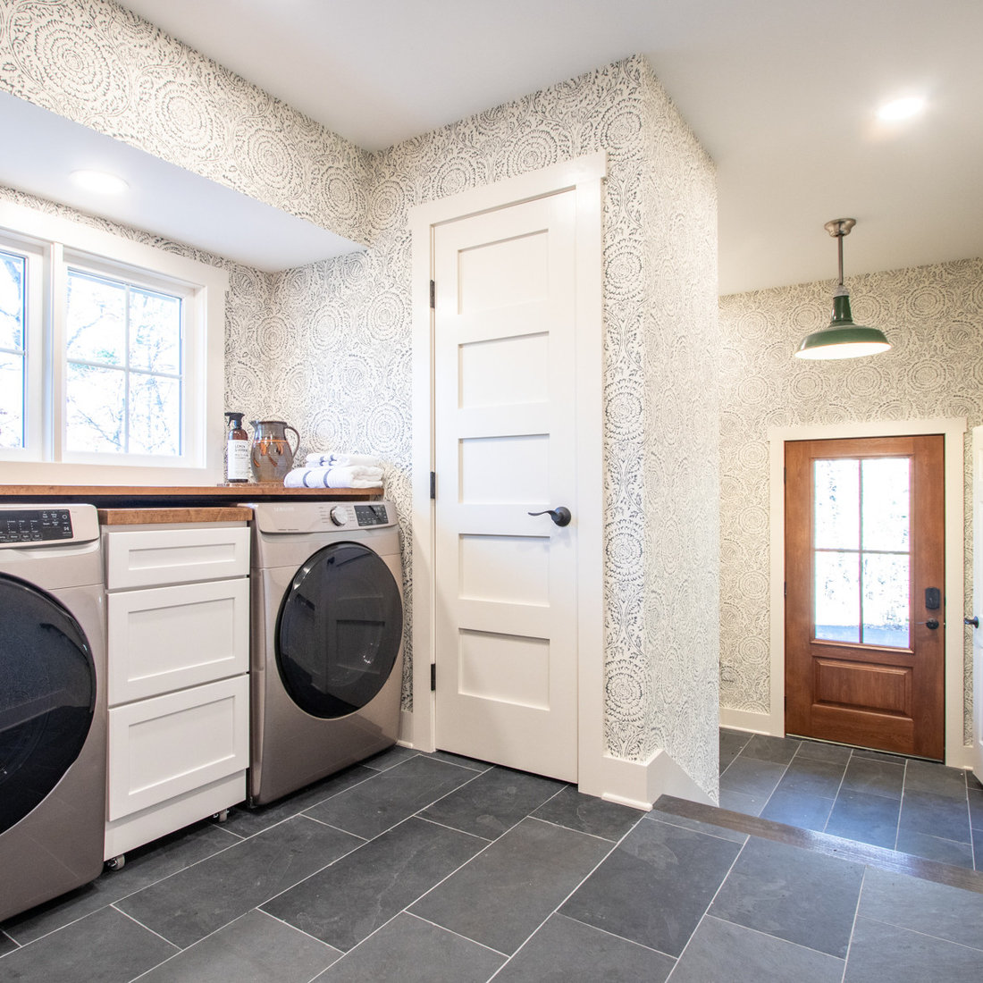 Laundry Room & Mudroom