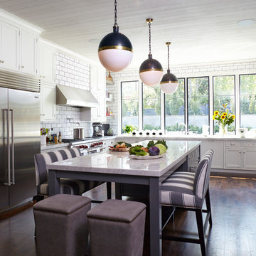 Contemporary Farmhouse