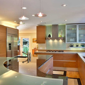 GLASS KITCHEN COUNTER TOP IDEAS