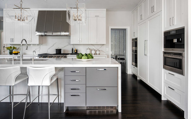 Transitional Kitchen by DEANE Inc | Rooms Everlasting