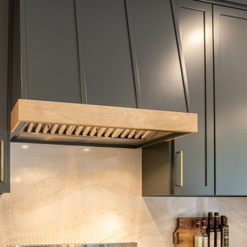Modern Transitional Kitchen with Hidden Storage Solutions