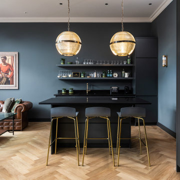 Notting Hill, Thornbury Court