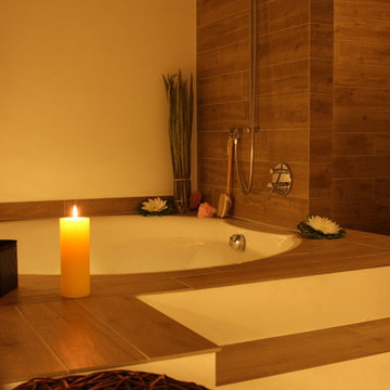 Bad mit runder Badewanne