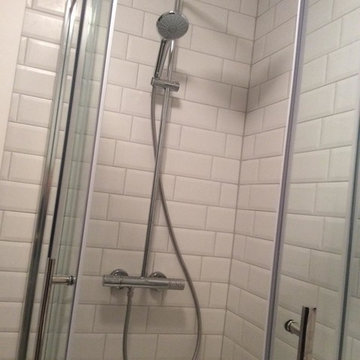 H Reilly (Bathroom)