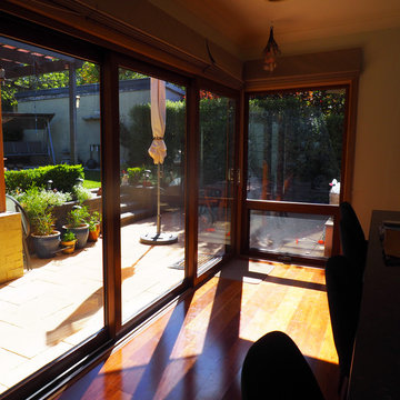 Timber-look uPVC Golden Oak Double Glazing