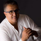 Aly Rajabs foto