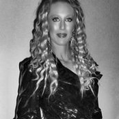 Catherine Sambell's photo
