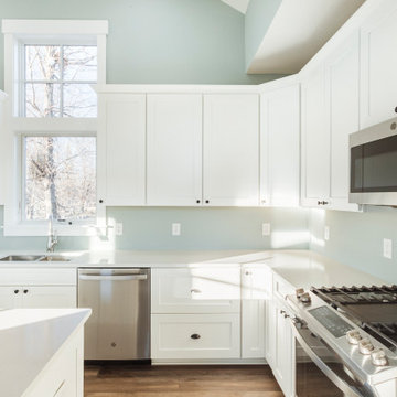 Single-story Ross Chapin Cottage Home