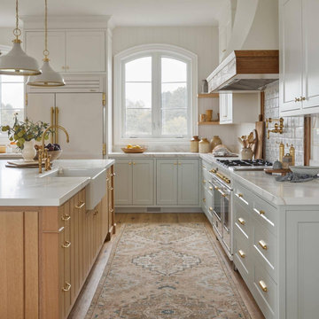 Natural Light in a Modern Farmhouse with Bertazzoni Heritage Series
