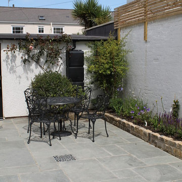 Contemporary Courtyard