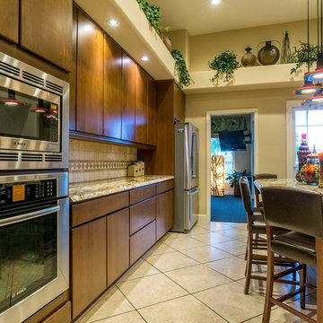 Massive kitchen, large cooktop island.