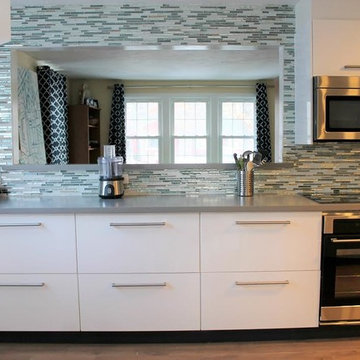 Grey & White Kitchen