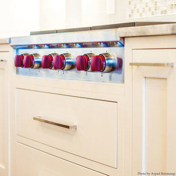 Traditional Kitchen in Bluffton, South Carolina