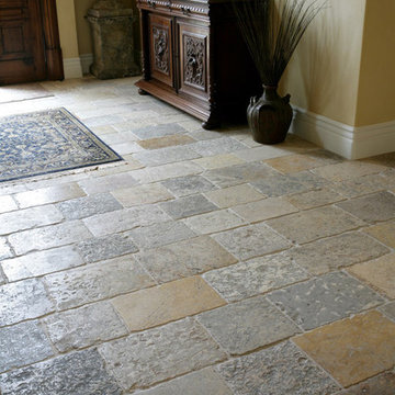 Stone Floor – Antique, Reclaimed Limestone ‘Dalle de Bourgogne’ pavers