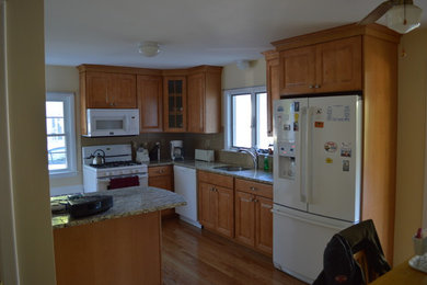 Inspiration for a timeless kitchen remodel in Boston