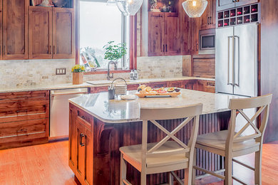 Kitchen photo in Chicago