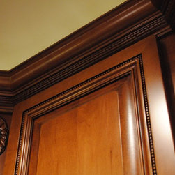 Detailed Traditional Kitchen - Kitchen Cabinetry