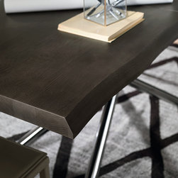 Plexus | closeup - Dining Tables
