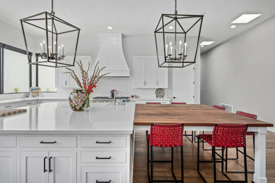Inspiration for a transitional home design remodel in Phoenix