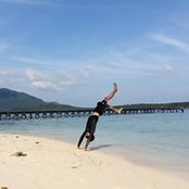 Afin Bee's photo