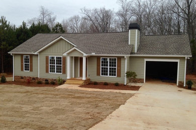 Custom Built Spec House 117 Redwood Dr