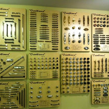cabinet knobs and pulls